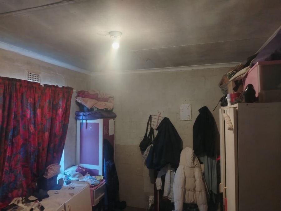 2 Bedroom Property for Sale in New Macassar Western Cape